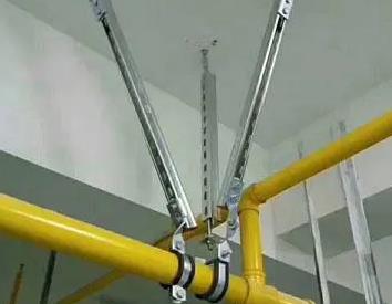 闸阀支撑架的质量要求。价格决定了站前抗震支撑框架的质量。